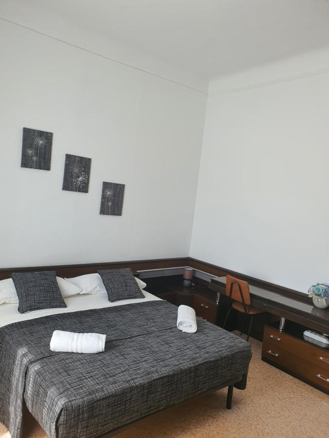 Apartmán La Casa Della Stazione La Spezia Exteriér fotografie